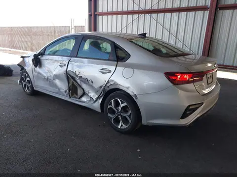 2021 KIA Forte Lxs VIN 3KPF24AD3ME316633 фото 3