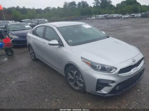 3KPF24AD1ME338260 — 2021 Kia Forte Lxs, Передняя часть (Front End), фото до ремонта