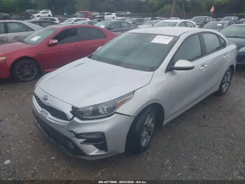 2021 KIA Forte Lxs VIN 3KPF24AD1ME338260 фото 2