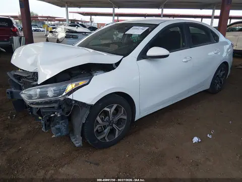 2021 KIA Forte Lxs VIN 3KPF24AD4ME294884 фото 2