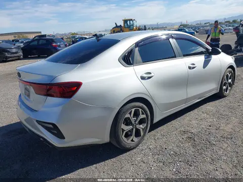2021 KIA Forte Lxs VIN 3KPF24AD1ME402863 фото 4