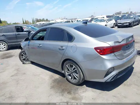 2022 KIA Forte Lxs VIN 3KPF24AD4NE497307 фото 3
