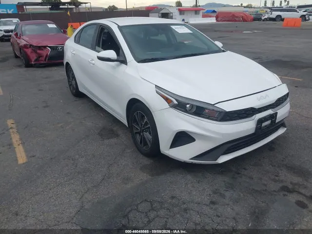 2022 KIA Forte Lxs VIN 3KPF24ADXNE433420 фото 1