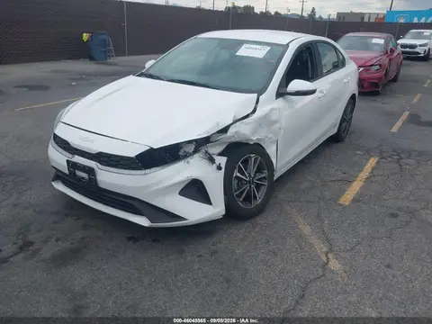 2022 KIA Forte Lxs VIN 3KPF24ADXNE433420 фото 2