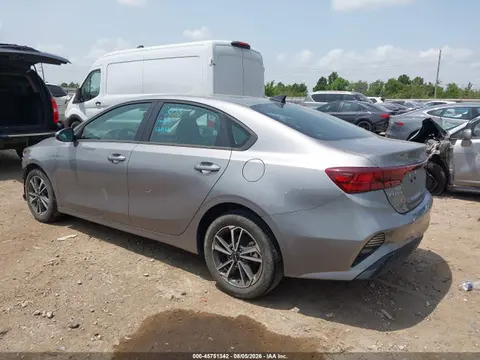 2023 KIA Forte Lxs VIN 3KPF24AD1PE628924 фото 3
