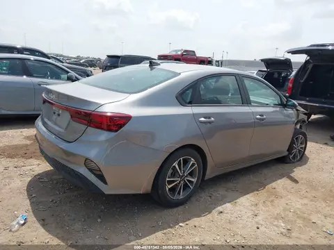 2023 KIA Forte Lxs VIN 3KPF24AD1PE628924 фото 4