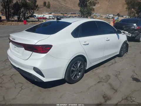 2023 KIA Forte Lxs VIN 3KPF24AD7PE653696 фото 4
