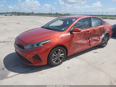 2023 KIA Forte Lxs VIN 3KPF24AD2PE646588 фото 2