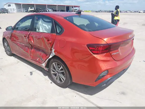 2023 KIA Forte Lxs VIN 3KPF24AD2PE646588 фото 3