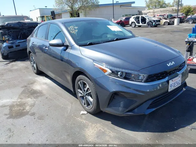 2023 KIA Forte Lxs VIN 3KPF24AD9PE608596 фото 1