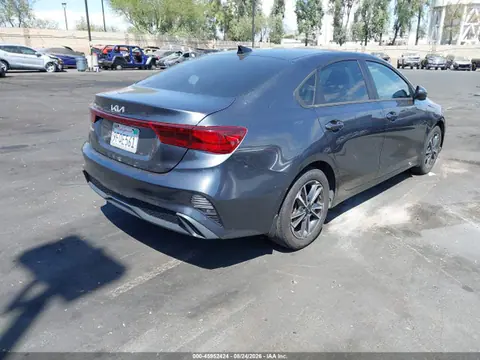 2023 KIA Forte Lxs VIN 3KPF24AD9PE608596 фото 4