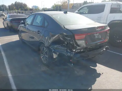 2023 KIA Forte Lxs VIN 3KPF24AD4PE586068 фото 3
