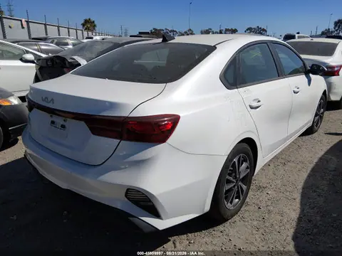 2023 KIA Forte Lxs VIN 3KPF24AD0PE609863 фото 4