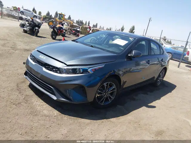 2023 KIA Forte Lxs VIN 3KPF24AD3PE649094 фото 2