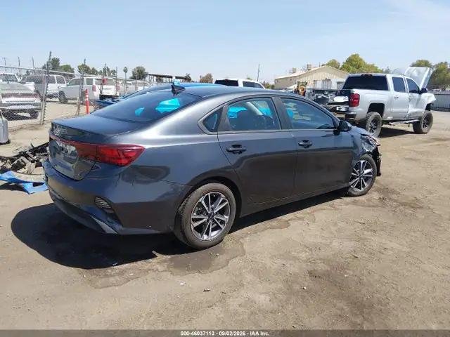 2023 KIA Forte Lxs VIN 3KPF24AD3PE649094 фото 4