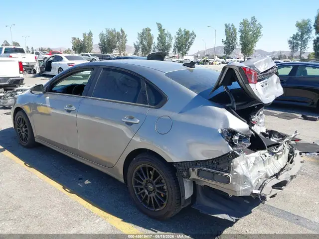 3KPF24AD6RE785755 — 2024 Kia Forte Lxs, фото 3 с аукциона IAAI 29.09.2026, Задняя часть