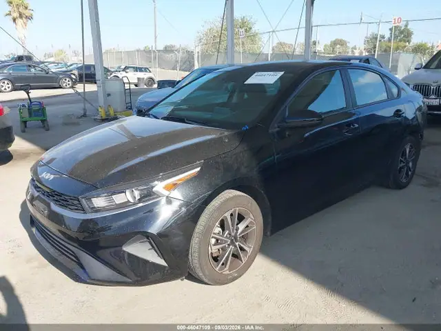 3KPF24AD8RE731714 — 2024 Kia Forte Lxs, фото 2 с аукциона IAAI 14.10.2026, Задняя часть