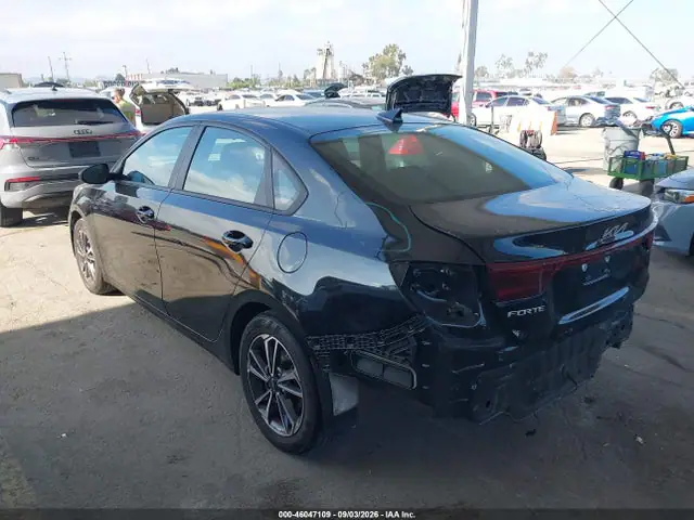 3KPF24AD8RE731714 — 2024 Kia Forte Lxs, фото 3 с аукциона IAAI 14.10.2026, Задняя часть