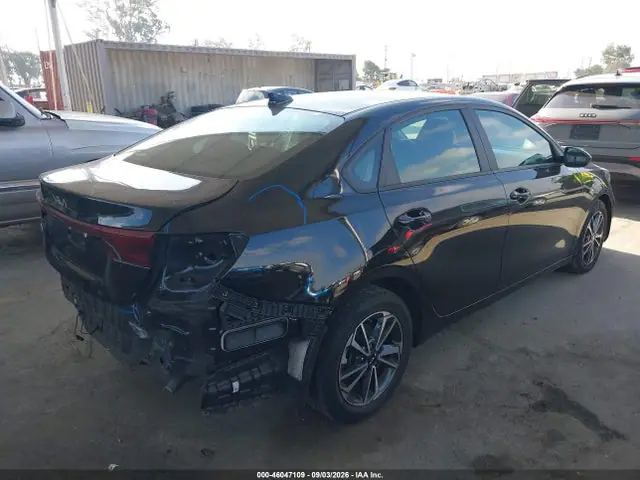 3KPF24AD8RE731714 — 2024 Kia Forte Lxs, фото 4 с аукциона IAAI 14.10.2026, Задняя часть