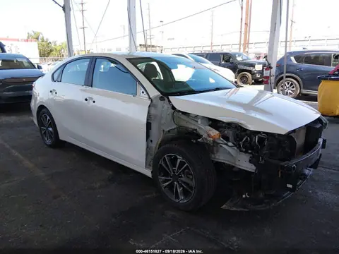 2024 KIA Forte Lxs VIN 3KPF24AD2RE700653 фото 1