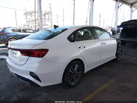 2024 KIA Forte Lxs VIN 3KPF24AD2RE700653 фото 4