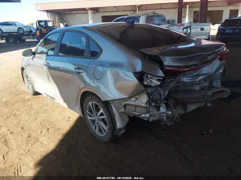 2024 KIA Forte Lxs VIN 3KPF24AD6RE747927 фото 3