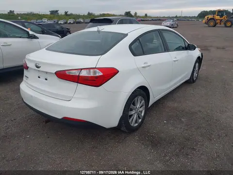 2014 KIA Forte VIN KNAFX4A68E5123083 фото 4