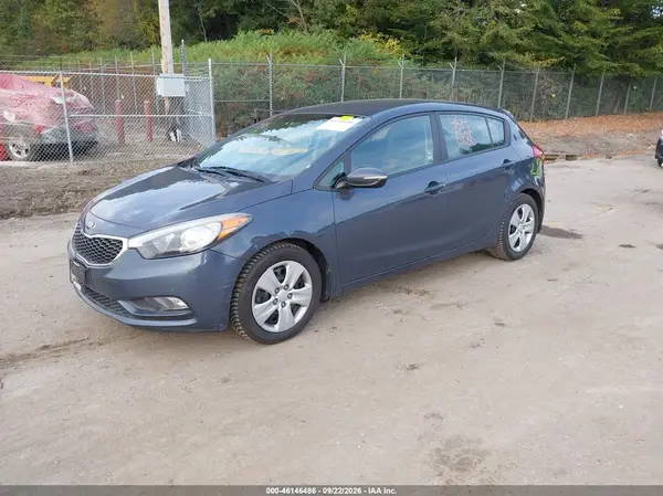KNAFK5A81G5546547 — 2016 Kia Forte, фото 2 с аукциона IAAI 28.09.2026, Естественный износ