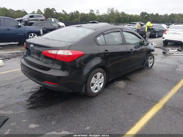 KNAFK4A61G5534908 — 2016 Kia Forte, фото 4 с аукциона IAAI, Передняя часть