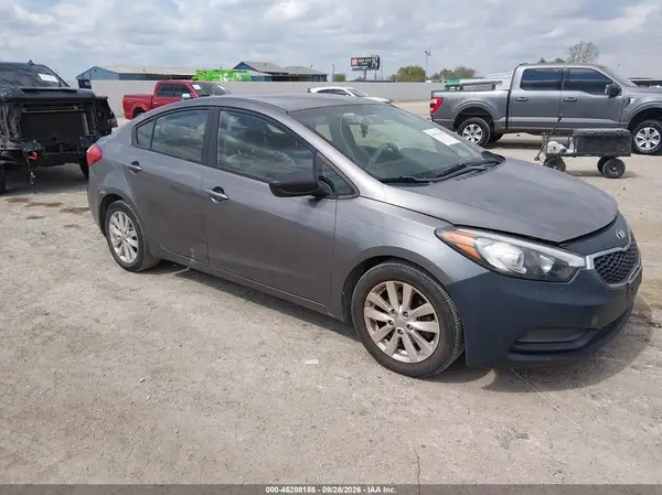 KNAFX4A63G5483865 — 2016 Kia Forte, Естественный износ (Normal Wear & Tear), фото до ремонта