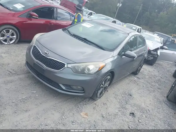 2016 KIA FORTE VIN KNAFX4A80G5490855 фото 2