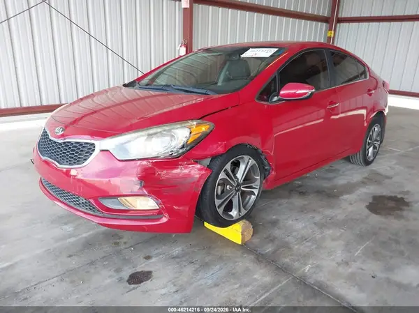 2016 KIA FORTE VIN KNAFZ4A82G5554937 фото 2