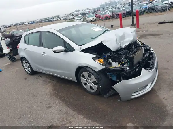 KNAFK5A82G5657169 — 2016 Kia Forte, Передняя часть (Front End), фото до ремонта