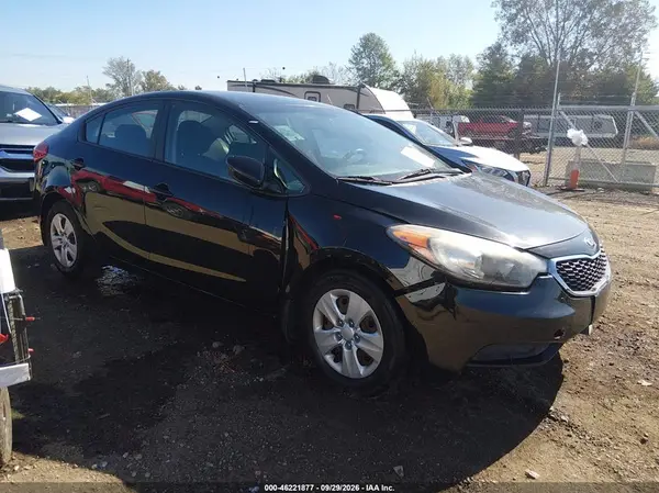 KNAFK4A6XG5611923 — 2016 Kia Forte, Правый бок (Right Side), фото до ремонта