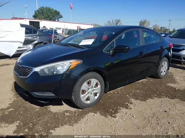 KNAFK4A6XG5611923 — 2016 Kia Forte, фото 2 с аукциона IAAI, Правый бок