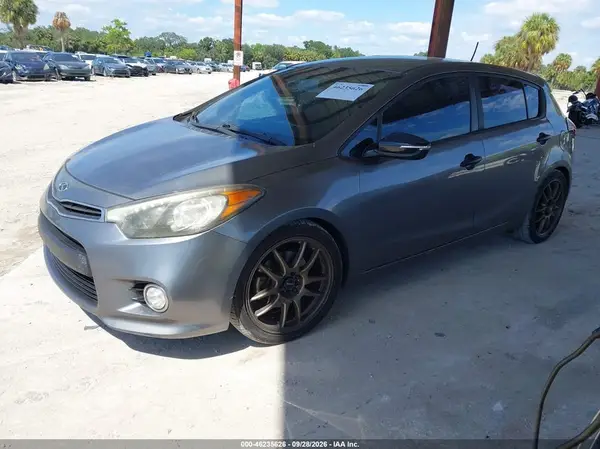 KNAFZ5A33G5536697 — 2016 Kia Forte, фото 2 с аукциона IAAI 13.10.2026, Естественный износ