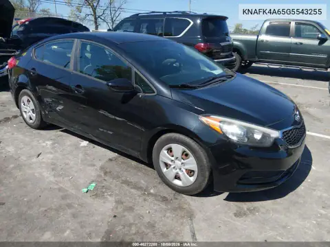 KNAFK4A65G5543255 — 2016 Kia Forte, Сзади, фото до ремонта