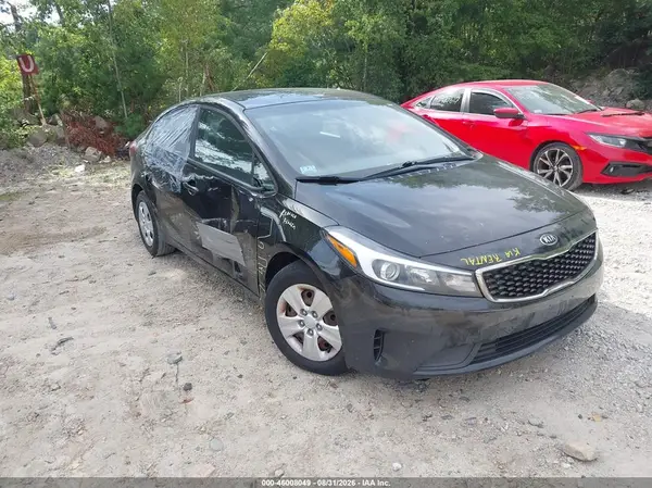 3KPFK4A78HE045374 Kia Forte 2017 — повреждение Правый бок, фото до ремонта