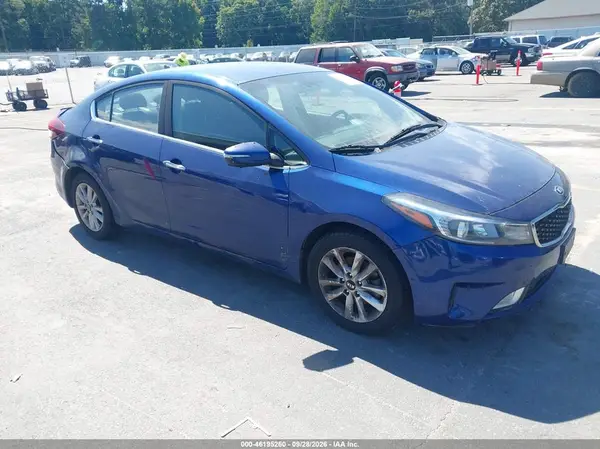 3KPFL4A77HE142384 — 2017 Kia Forte, Естественный износ (Normal Wear & Tear), фото до ремонта