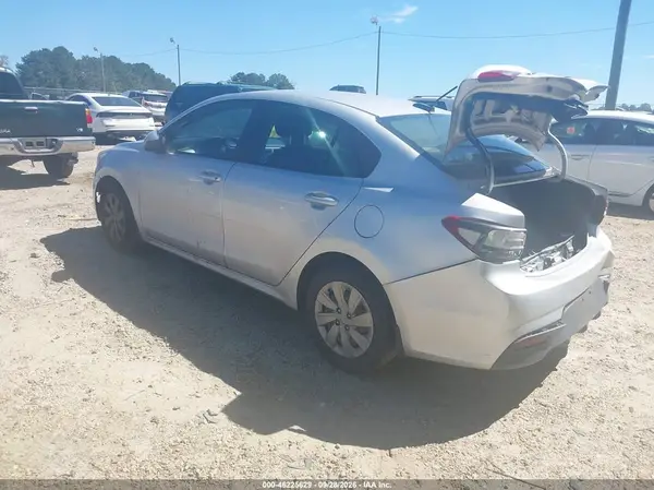 3KPFL4A77HE141672 — 2017 Kia Forte, фото 3 с аукциона IAAI, Передняя часть