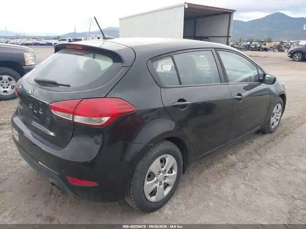 KNAFK5A84H5705918 — 2017 Kia Forte, фото 4 с аукциона IAAI 14.10.2026, Повреждение двигателя