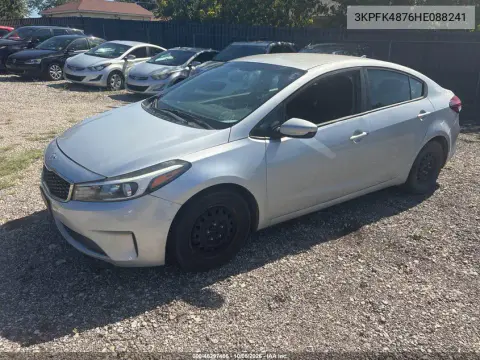 2017 Kia Forte VIN 3KPFK4A76HE088241 фото 2