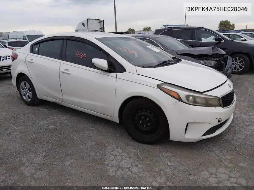 3KPFK4A75HE028046 — 2017 Kia Forte, фото 2 с аукциона IAAI, Передняя часть слева
