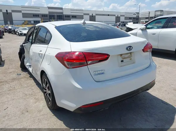 3KPFK4A75JE243657 — 2018 Kia Forte, фото 3 с аукциона IAAI 14.10.2026, Левый бок