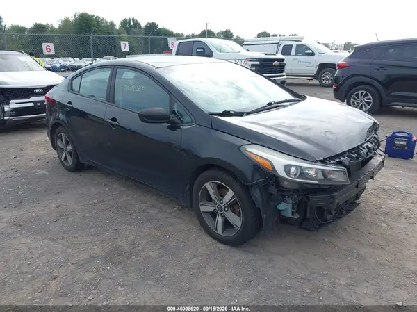 3KPFL4A79JE173352 — 2018 Kia Forte, Передняя часть (Front End), фото до ремонта