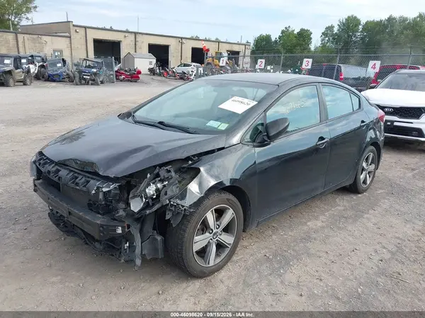3KPFL4A79JE173352 — 2018 Kia Forte, фото 2 с аукциона IAAI 14.10.2026, Передняя часть