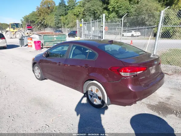 2018 KIA FORTE VIN 3KPFK4A78JE167352 фото 3