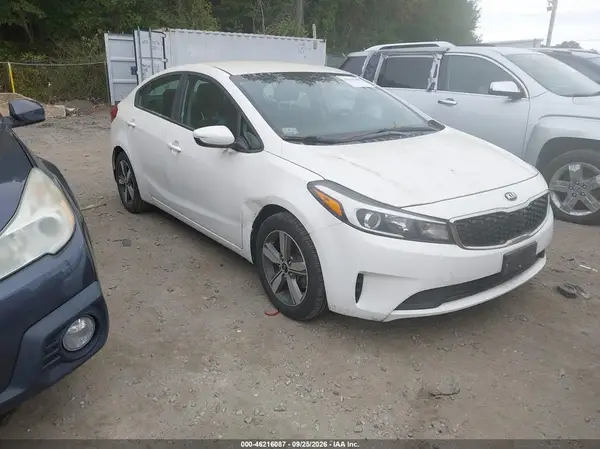 3KPFL4A75JE200658 — 2018 Kia Forte, Естественный износ (Normal Wear & Tear), фото до ремонта