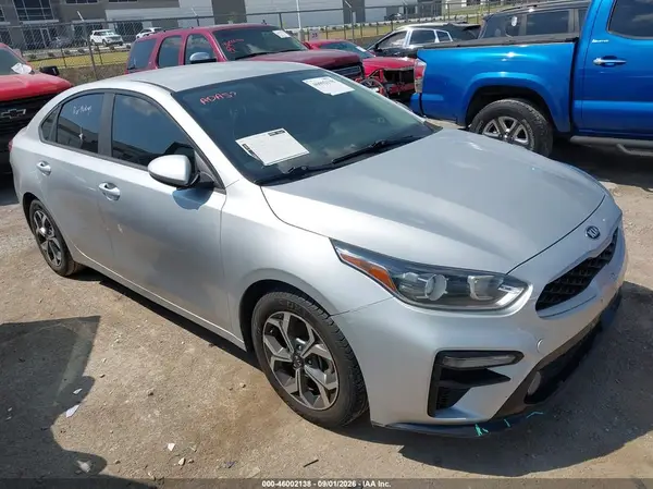 3KPF24AD6KE006358 — 2019 Kia Forte, Повреждение двигателя (Engine Damage), фото до ремонта