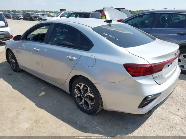 3KPF24AD6KE006358 — 2019 Kia Forte, фото 3 с аукциона IAAI 13.10.2026, Повреждение двигателя